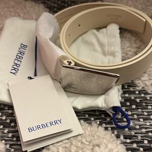 NEW Burberry Off-White Soap Leather Belt with Silver Buckle Unisex Sz 34/85 Rare